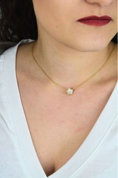 Naszyjnik Nomination LifePoetry w kształcie kopuły z cyrkoniami i kwiatemfg (4).jpg